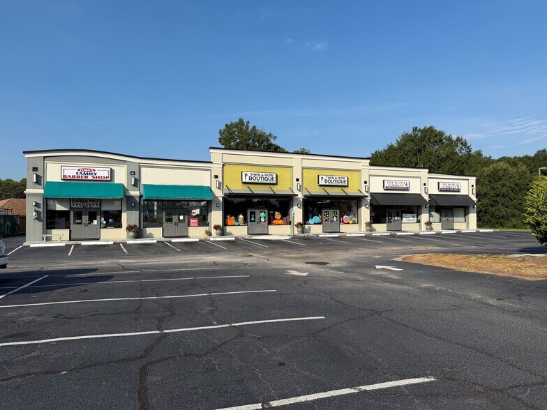 2418 Dawson Rd, Albany, GA à louer - Photo de l’immeuble – Image 1 sur 2