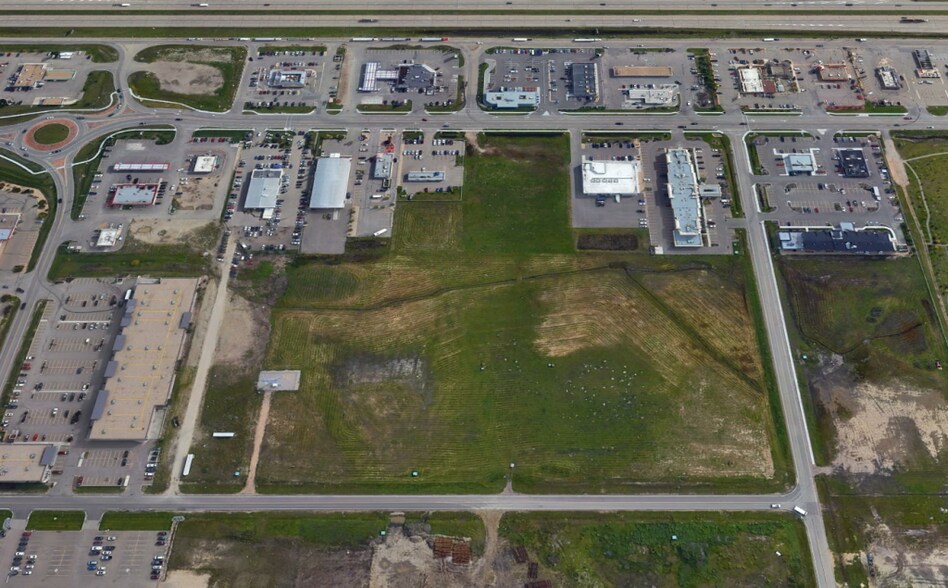 345 Liberty Ave, Red Deer County, AB à vendre - Photo de l’immeuble – Image 2 sur 6