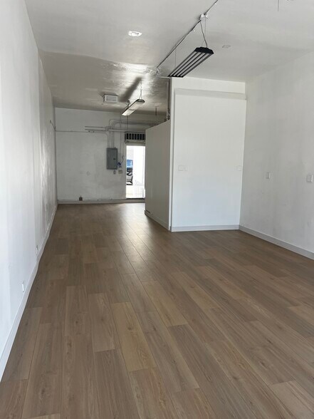 2307-2315 Santa Monica Blvd, Santa Monica, CA à louer - Photo de l’immeuble – Image 3 sur 11