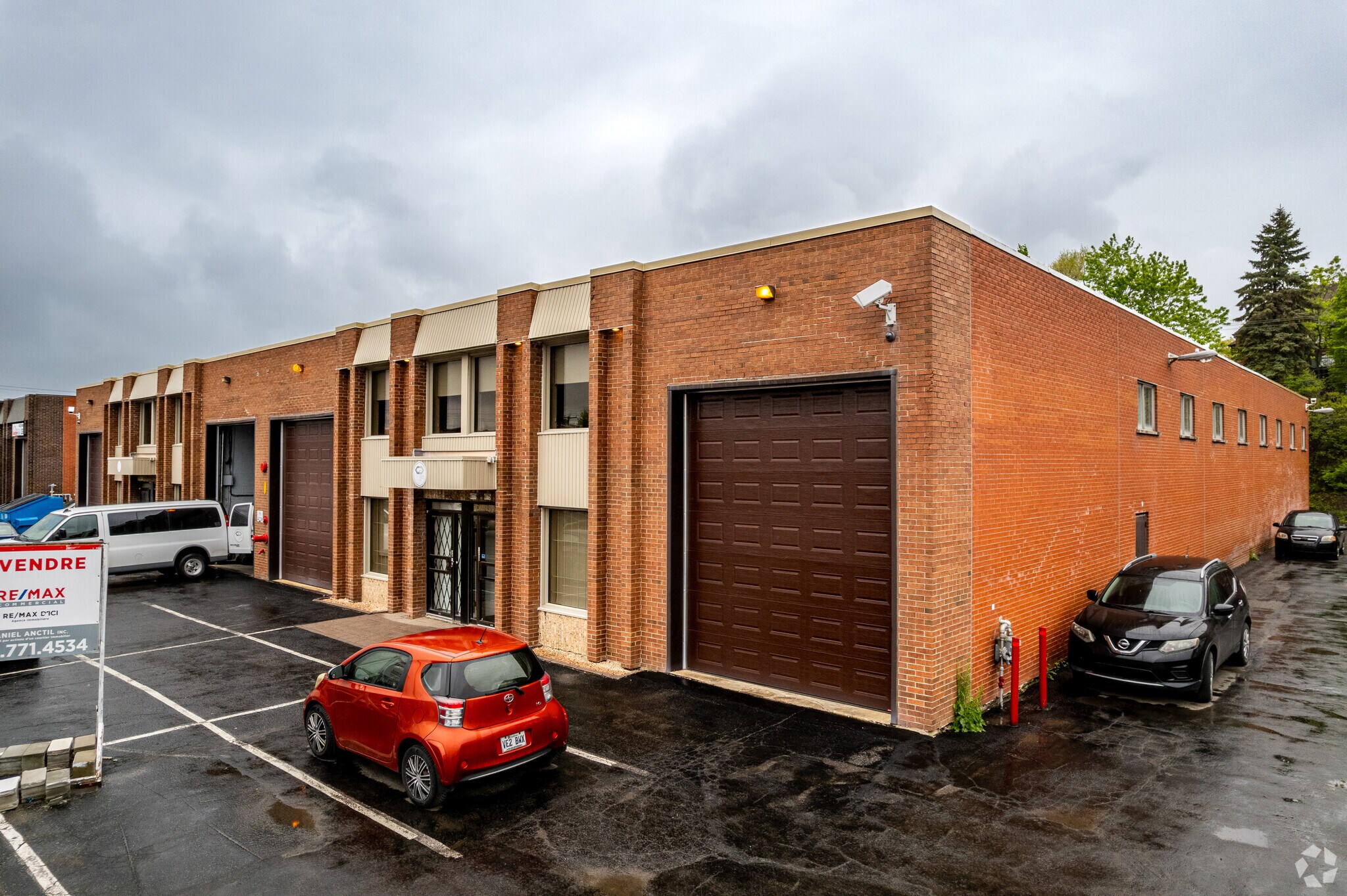 8775-8797 Rue Champ-d'Eau, Montréal, QC à vendre Photo de l’immeuble– Image 1 sur 4