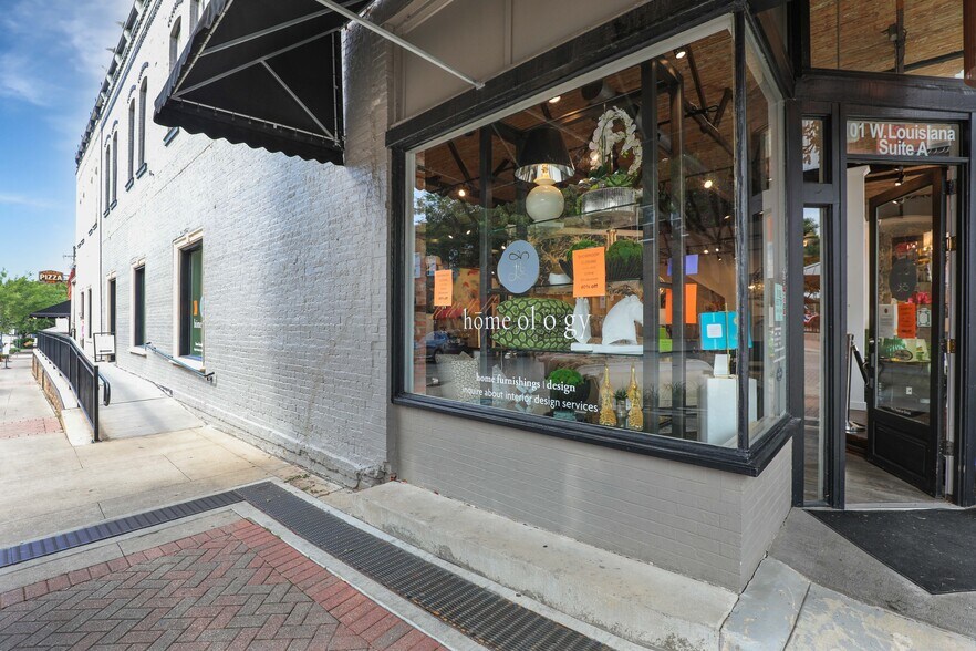 101 W Louisiana St, McKinney, TX à louer - Photo de l’immeuble – Image 3 sur 69