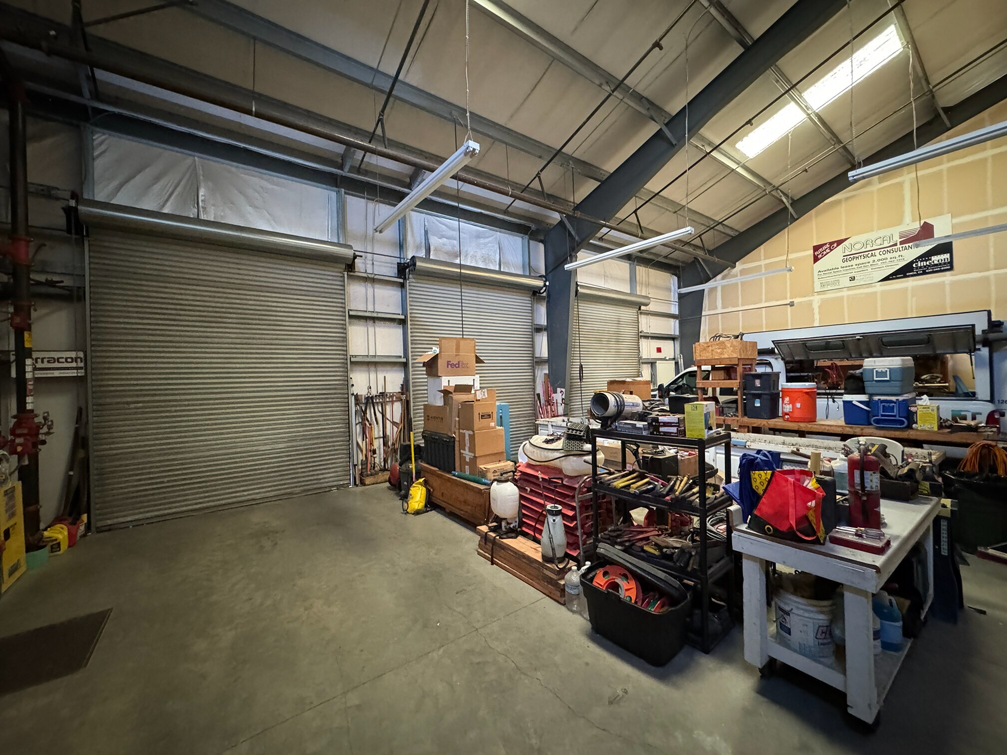 321 Blodgett St, Cotati, CA à louer Photo intérieure– Image 1 sur 5