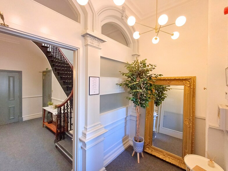 35 Albyn Pl, Aberdeen à louer - Photo de l’immeuble – Image 1 sur 10