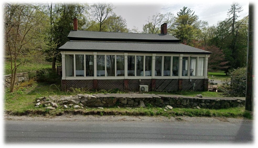 38 Bellvale Lakes Rd, Warwick, NY à louer - Photo de l’immeuble – Image 2 sur 7