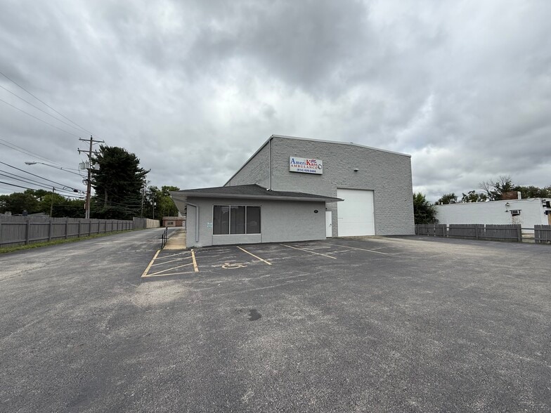 3875-3883 E Livingston Ave, Columbus, OH à louer - Photo de l’immeuble – Image 1 sur 18