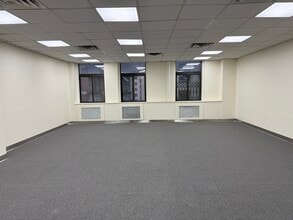 16 W 32nd St, New York, NY à louer Photo intérieure– Image 2 sur 7