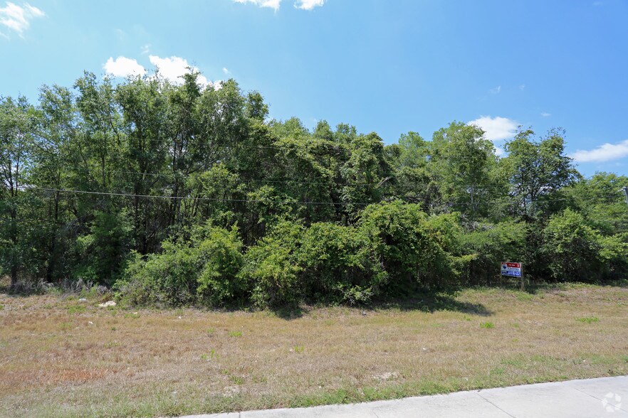 17108 Cortez Blvd, Brooksville, FL à vendre - Photo de l’immeuble – Image 3 sur 5
