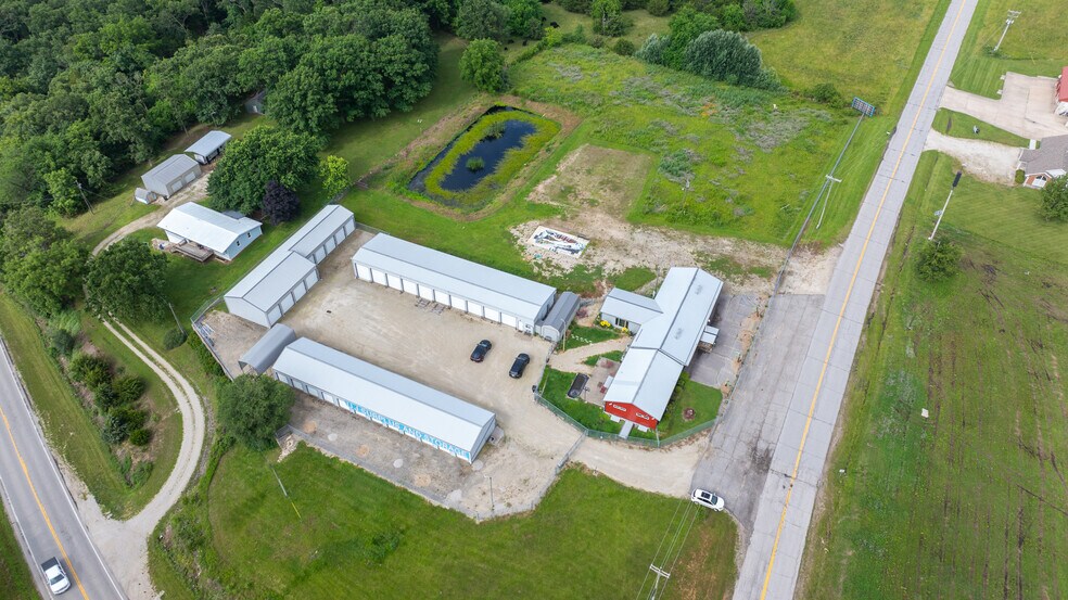 10501 Old Highway 54, Eugene, MO à vendre - Photo de l’immeuble – Image 3 sur 34