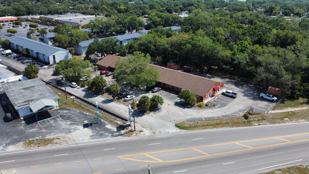 239 US Hwy 301 E, Bradenton, FL à vendre - Photo de l’immeuble – Image 3 sur 13
