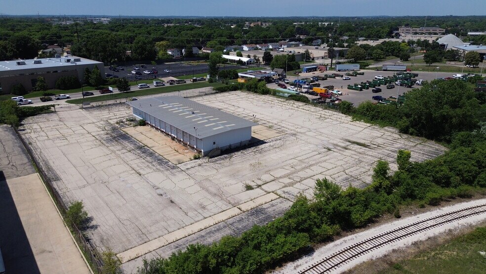 6650 N Industrial Rd, Milwaukee, WI à vendre - Photo de l’immeuble – Image 3 sur 6