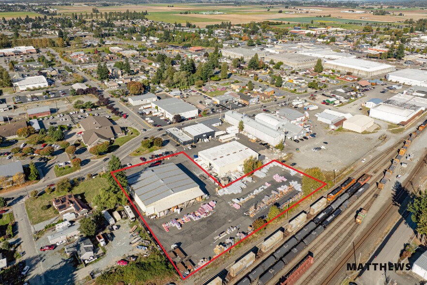 816 S Spruce St, Burlington, WA à vendre - Photo de l’immeuble – Image 2 sur 4