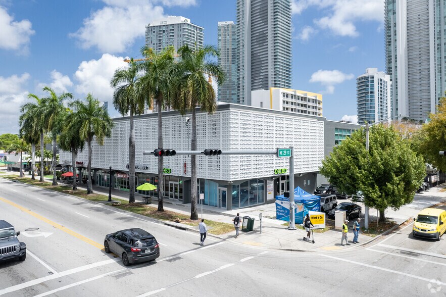 2915-2929 Biscayne Blvd, Miami, FL à louer - Photo de l’immeuble – Image 1 sur 4