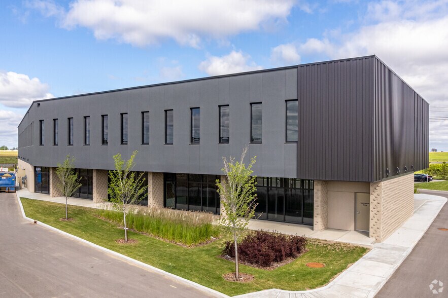 232 Parsons Rd SW, Edmonton, AB à louer - Photo principale – Image 1 sur 2