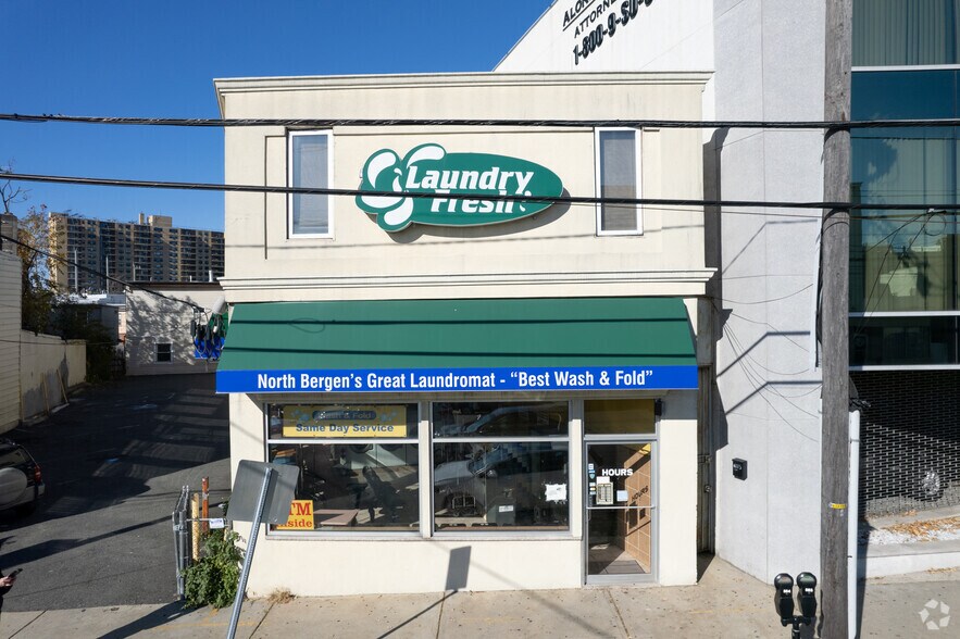 6113 Kennedy Blvd, North Bergen, NJ à vendre - Photo de l’immeuble – Image 2 sur 6