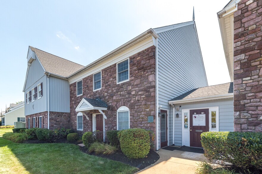 2370 York Rd, Jamison, PA à louer - Photo de l’immeuble – Image 2 sur 6