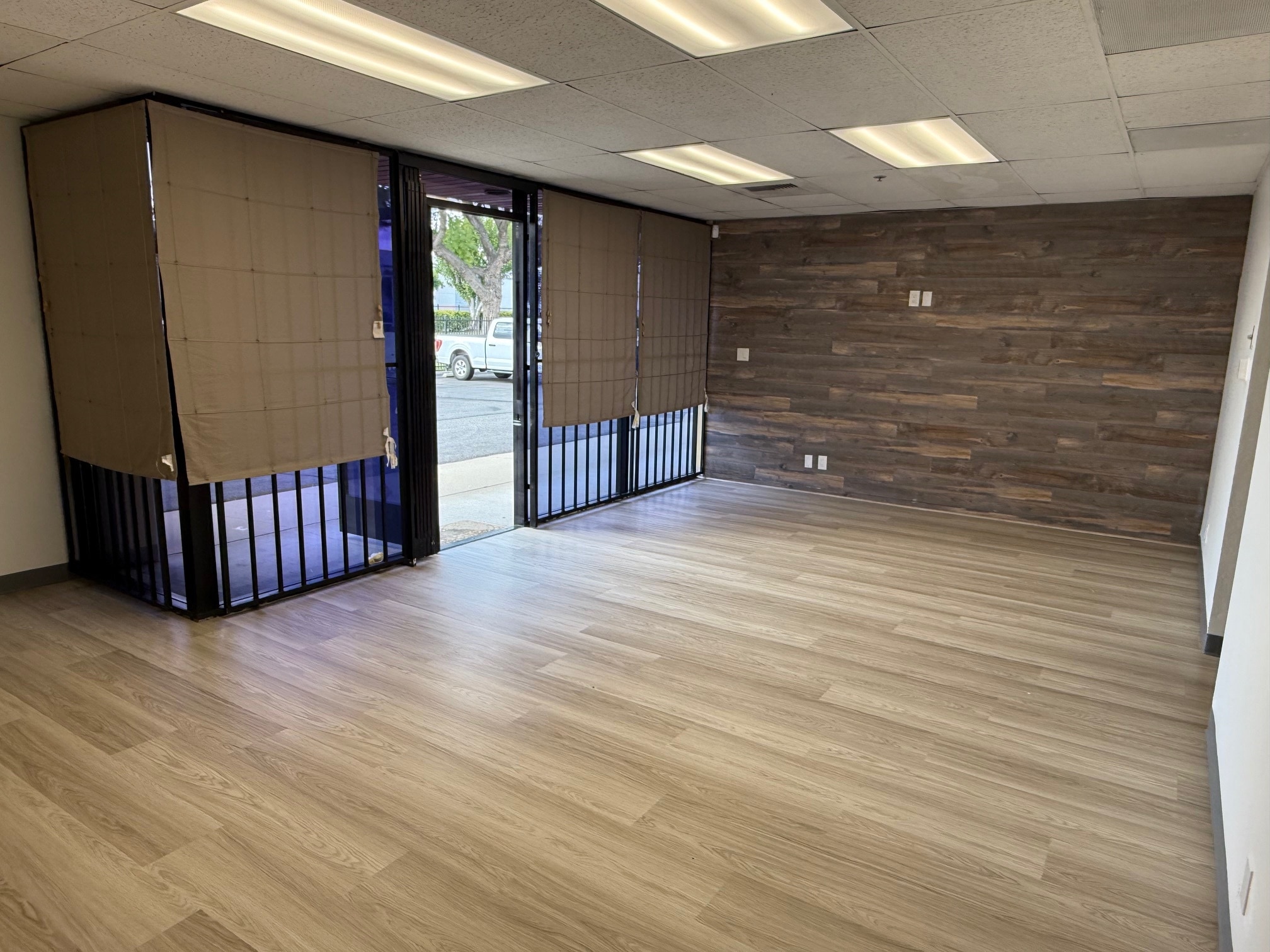 12325 Mills Ave, Chino, CA à louer Photo intérieure– Image 1 sur 6