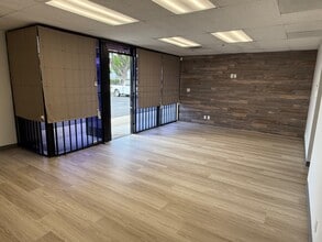 12325 Mills Ave, Chino, CA à louer Photo intérieure– Image 1 sur 6