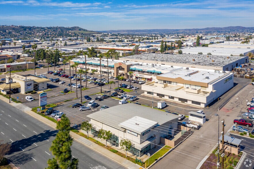 450 Fletcher Pky, El Cajon, CA à louer - Photo de l’immeuble – Image 1 sur 14