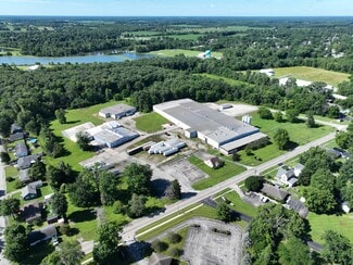 Plus de détails pour 806-850 Cherry St – à vendre, Blanchester, OH
