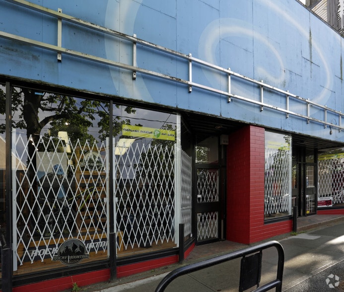 1856 W 4th Ave, Vancouver, BC à louer - Photo de l’immeuble – Image 3 sur 4