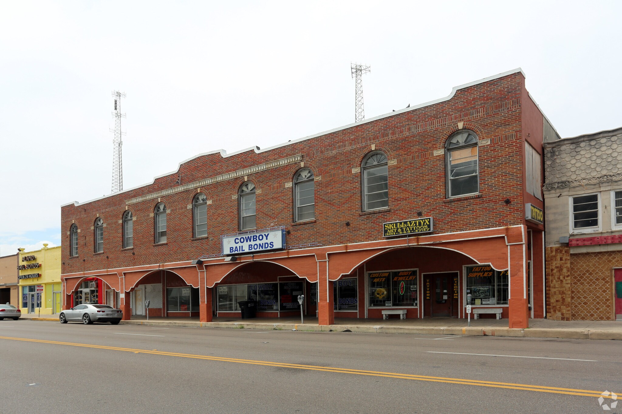 1108-1114 Leopard St, Corpus Christi, TX à louer Photo principale– Image 1 sur 5