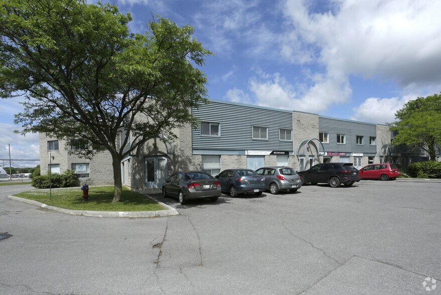 1010 Polytek St, Gloucester, ON à vendre - Photo de l’immeuble – Image 2 sur 17
