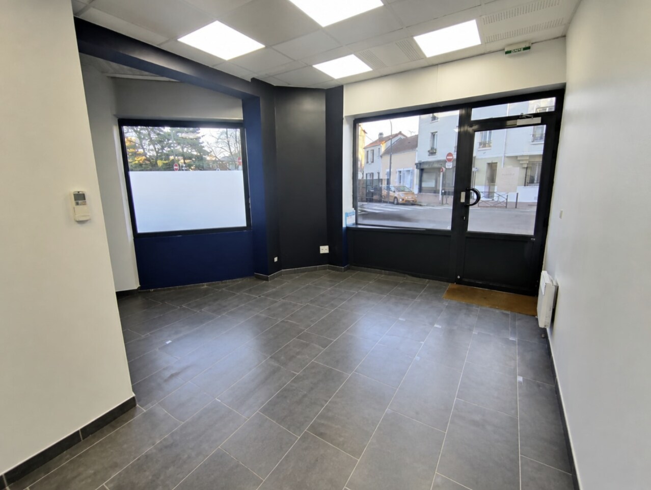 Local commercial dans Saint-Maur-des-Fossés à louer Photo intérieure– Image 1 sur 4