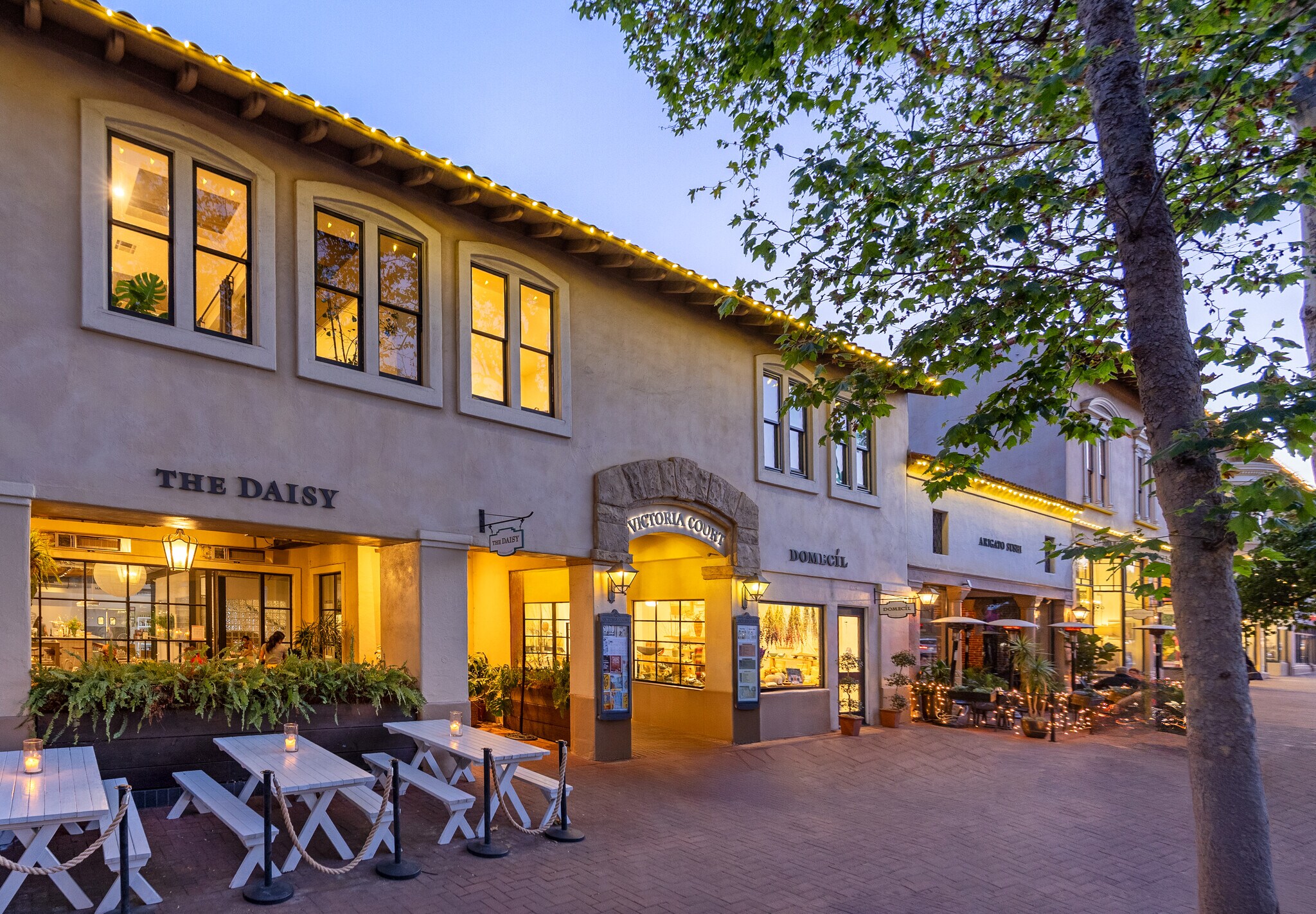 1221-1233 State St, Santa Barbara, CA à louer Photo principale– Image 1 sur 19