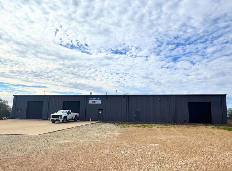 147 Marino Rd, Bryan, TX à vendre - Photo de l’immeuble – Image 3 sur 13