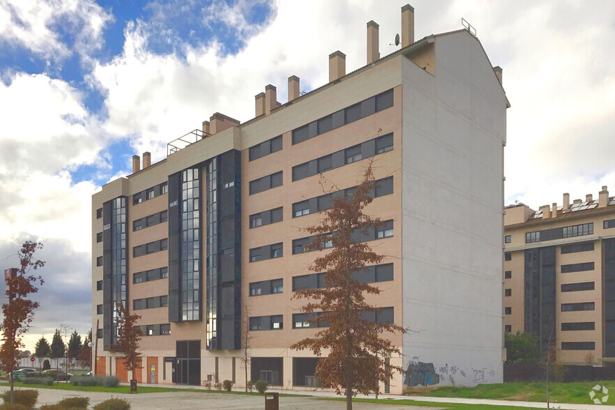 Calle Río Guadiana, 2, Torrejón de Ardoz, Madrid à louer - Photo de l’immeuble – Image 1 sur 2