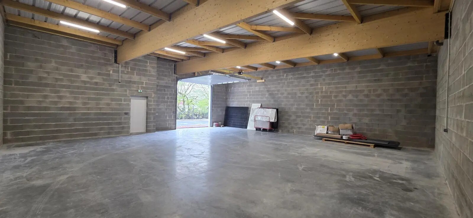 Industriel/Logistique dans Les Ponts-de-Cé à vendre Photo de l’immeuble– Image 1 sur 8