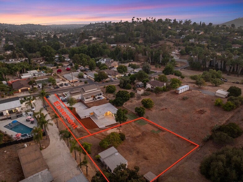 Tropico Drive, La Mesa, CA à vendre - Aérien – Image 2 sur 7