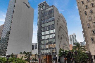 Plus de détails pour 66-68 W Flagler St, Miami, FL - Bureau à louer