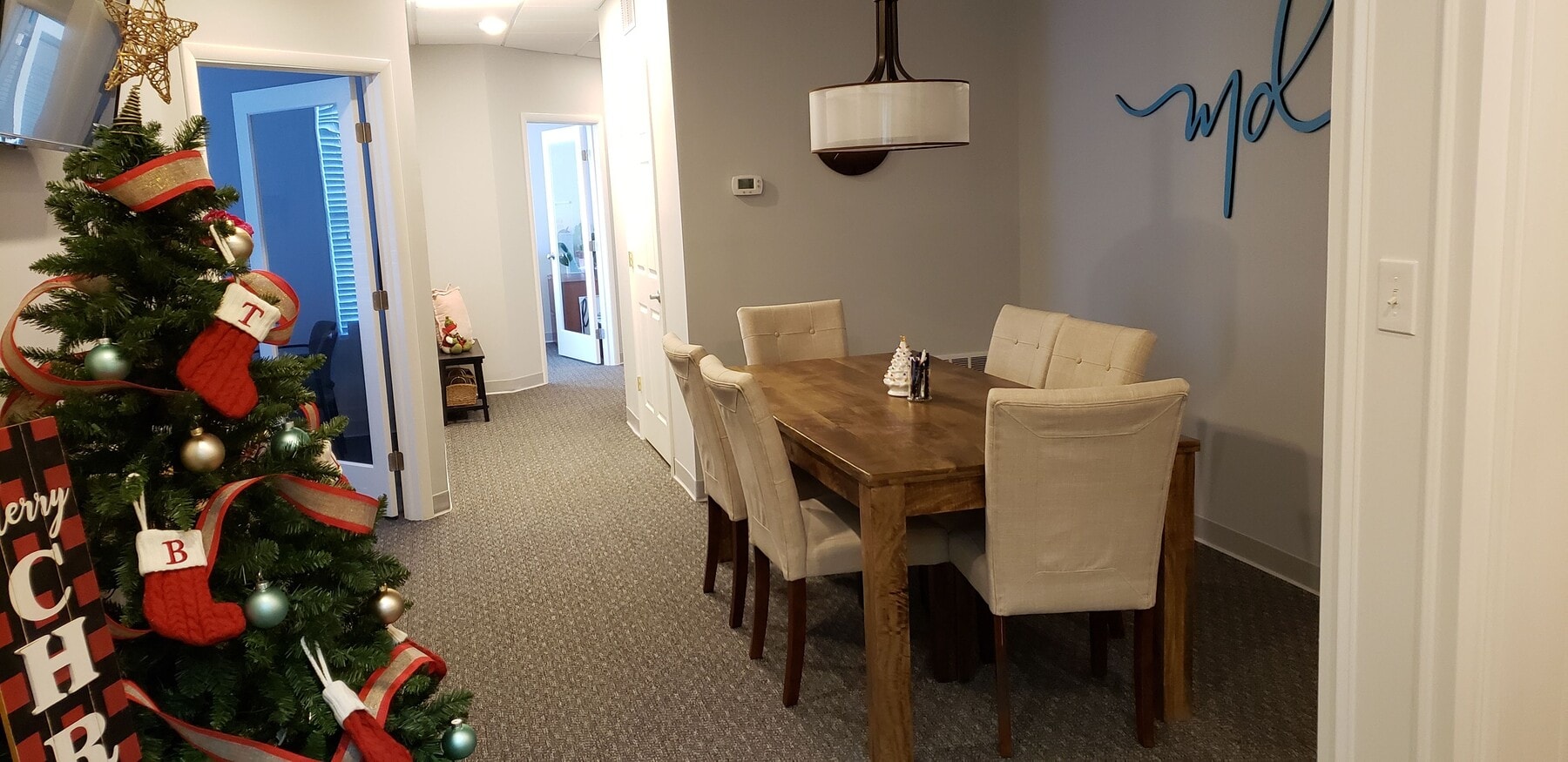 3860 Race Rd, Cincinnati, OH 45211 - Lot 104 -  - Photo intérieure - Image 1 of 9