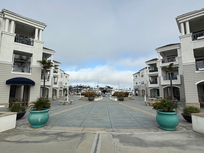 2600-2700 Newport Blvd, Newport Beach, CA à louer - Photo de l’immeuble – Image 2 sur 13