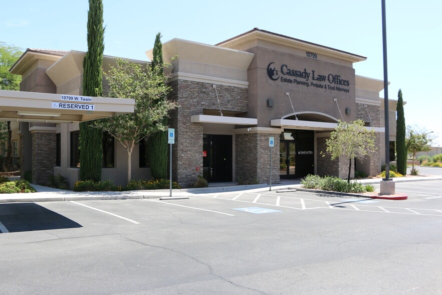 10799 W Twain Ave, Las Vegas, NV à vendre - Photo de l’immeuble – Image 3 sur 14