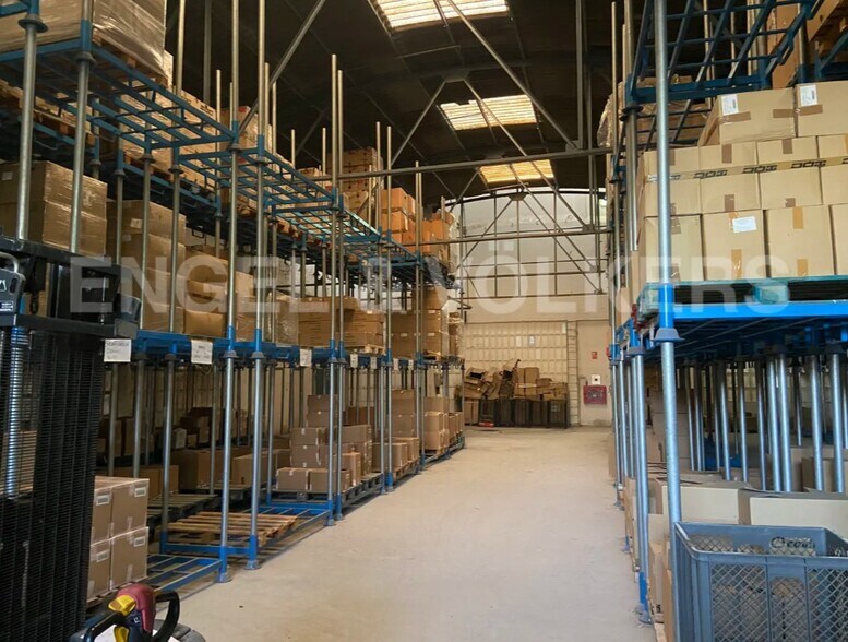 Industriel/Logistique dans Sant Boi de Llobregat, Barcelona à vendre - Photo de l’immeuble – Image 3 sur 6