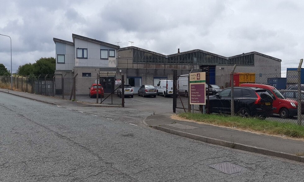 Llanberis Rd, Caernarfon à vendre - Photo principale – Image 1 sur 5