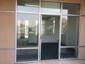 3239 El Camino Real, Palo Alto, CA à louer Photo intérieure– Image 1 sur 5