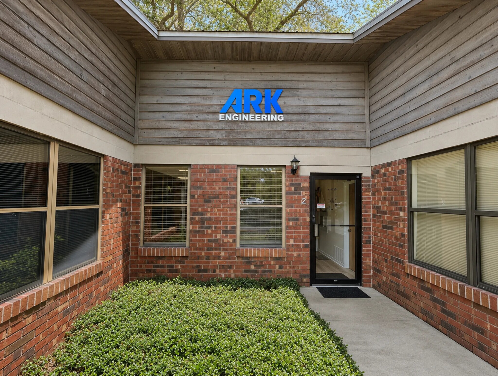 2731 NW 41st St, Gainesville, FL à vendre Photo de l’immeuble– Image 1 sur 7