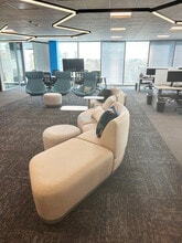 1700 City Plaza Dr, Spring, TX à louer Photo intérieure– Image 2 sur 13