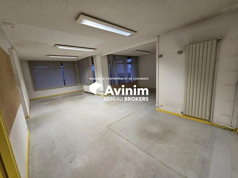 Local d’activités dans Saint-Genis-Pouilly à louer - Photo intérieure – Image 3 sur 10