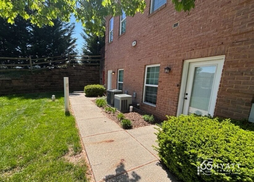 10260-10268 Baltimore National Pike, Ellicott City, MD à louer - Photo de l’immeuble – Image 3 sur 7