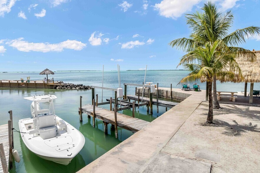 97850 Overseas Hwy, Key Largo, FL à vendre - Photo de l’immeuble – Image 3 sur 35