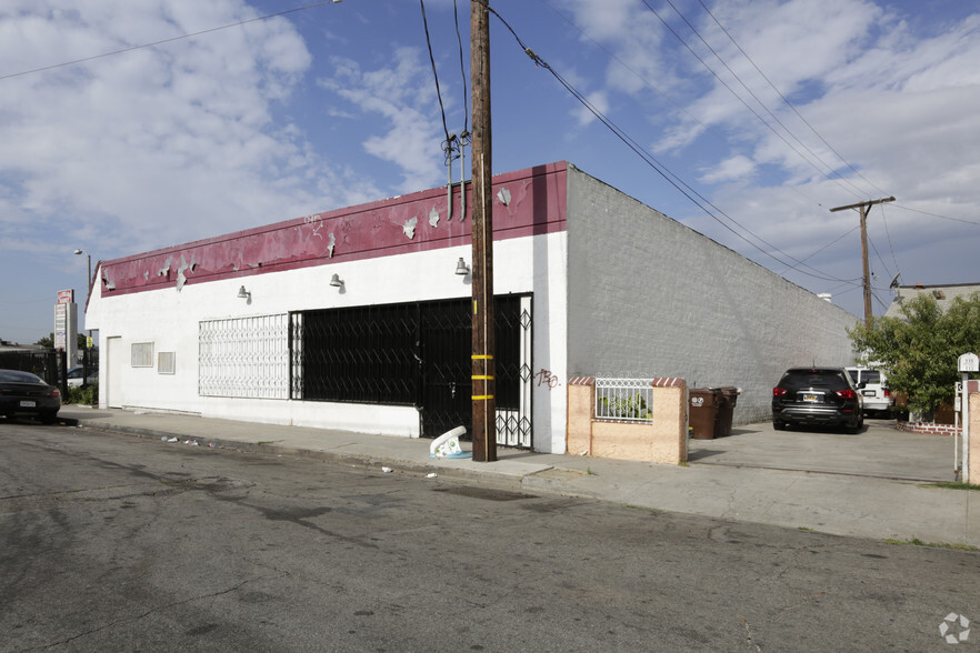 851 E Compton Blvd, East Rancho Dominguez, CA à louer - Photo de l’immeuble – Image 3 sur 3