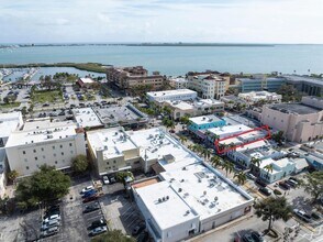 211 Orange Ave, Fort Pierce, FL - Vue aérienne vue de carte - Image1