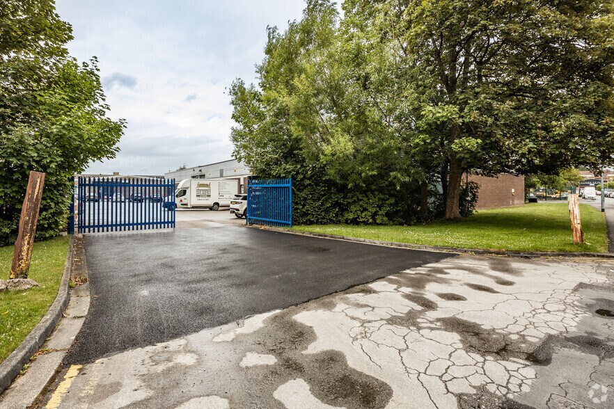 6-7 Sidcup Rd, Manchester à louer - Photo de l’immeuble – Image 2 sur 3
