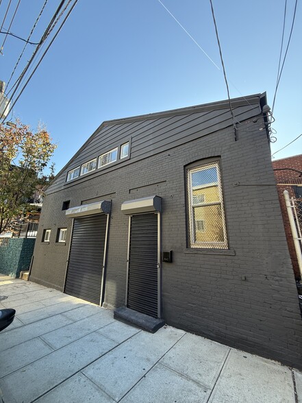 109-111 35th St, Union City, NJ à louer - Photo de l’immeuble – Image 1 sur 18