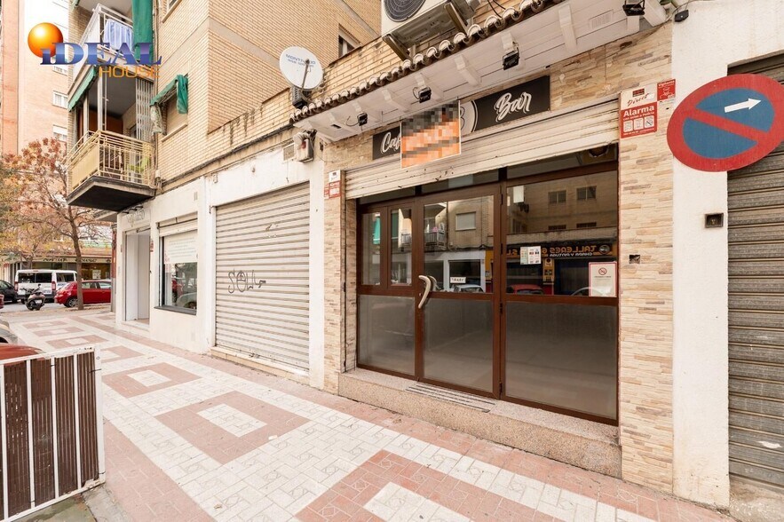 Local commercial dans Granada, Granada à vendre - Photo de l’immeuble – Image 2 sur 21