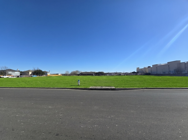 706 High Tech Dr, Georgetown, TX à vendre - Autre – Image 3 sur 9